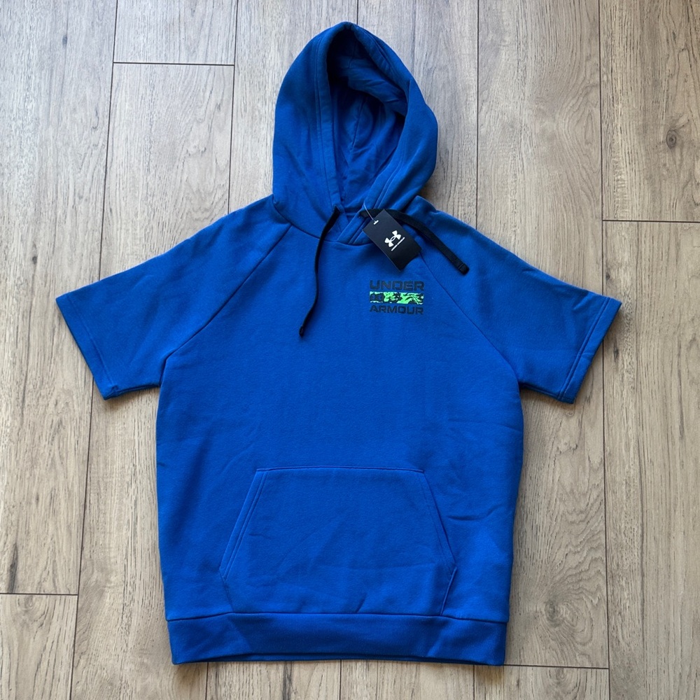 NWT Under Armour Royal Blue Short Sleeve Hoodie with Green Logo Men’s Large